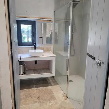 2 Pers + Terrasse Apartment Saint-Remy-de-Provence